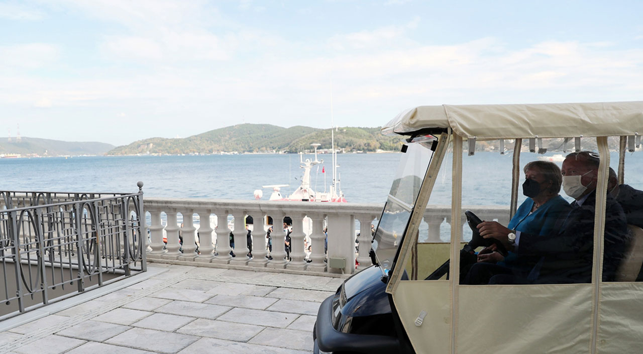 Merkel'den Türkiye'ye veda ziyareti