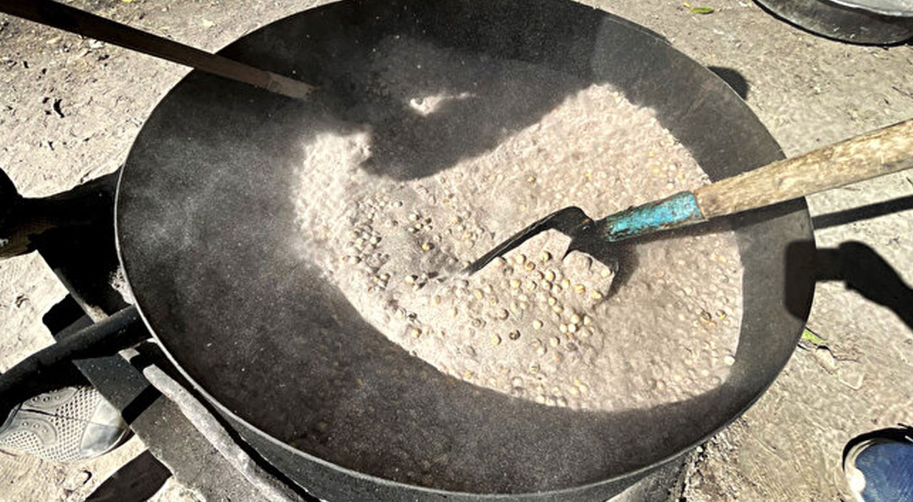 Elazığ’ın tescilli lezzeti! Ağın leblebisine talep artıyor