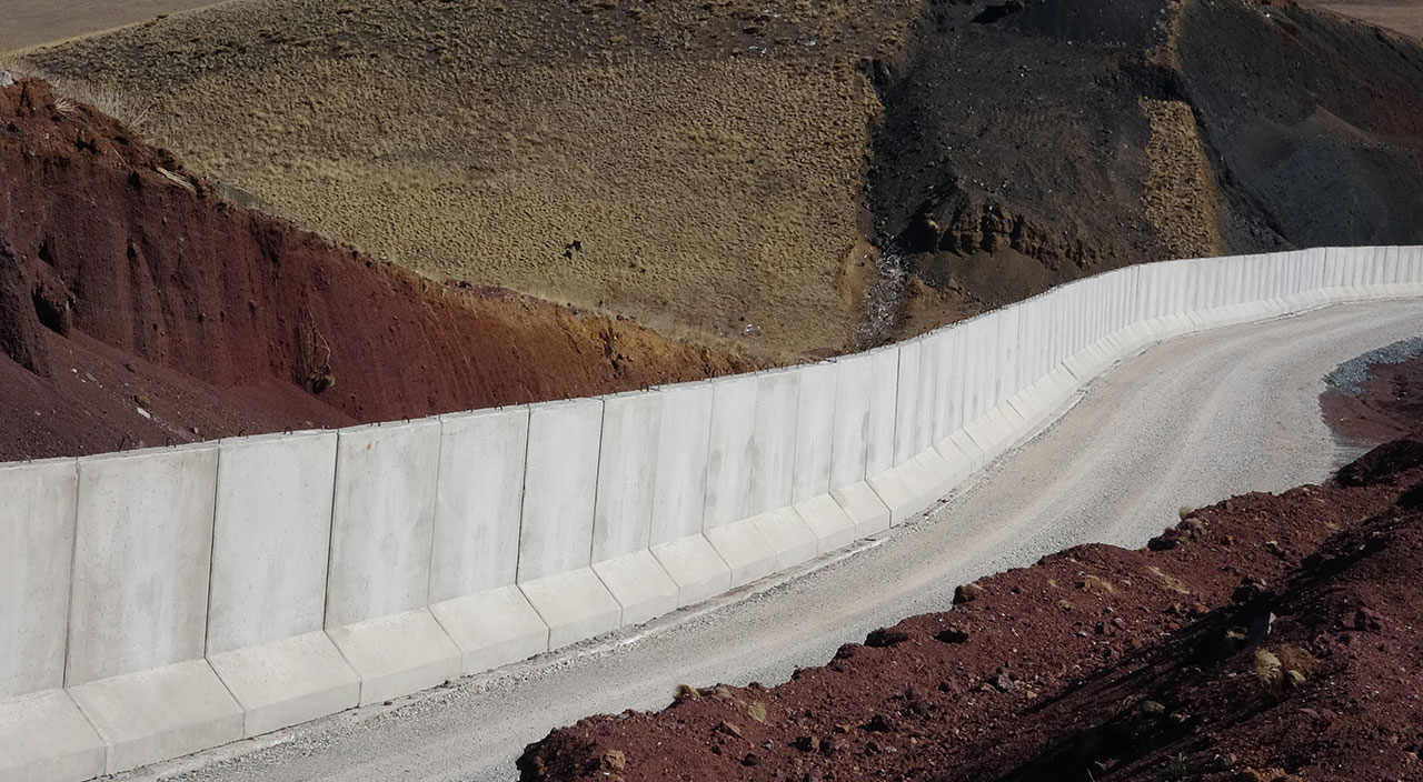 Van’ın İran sınırı güvenlik duvarıyla güçleniyor: 27 kilometrelik duvar örüldü