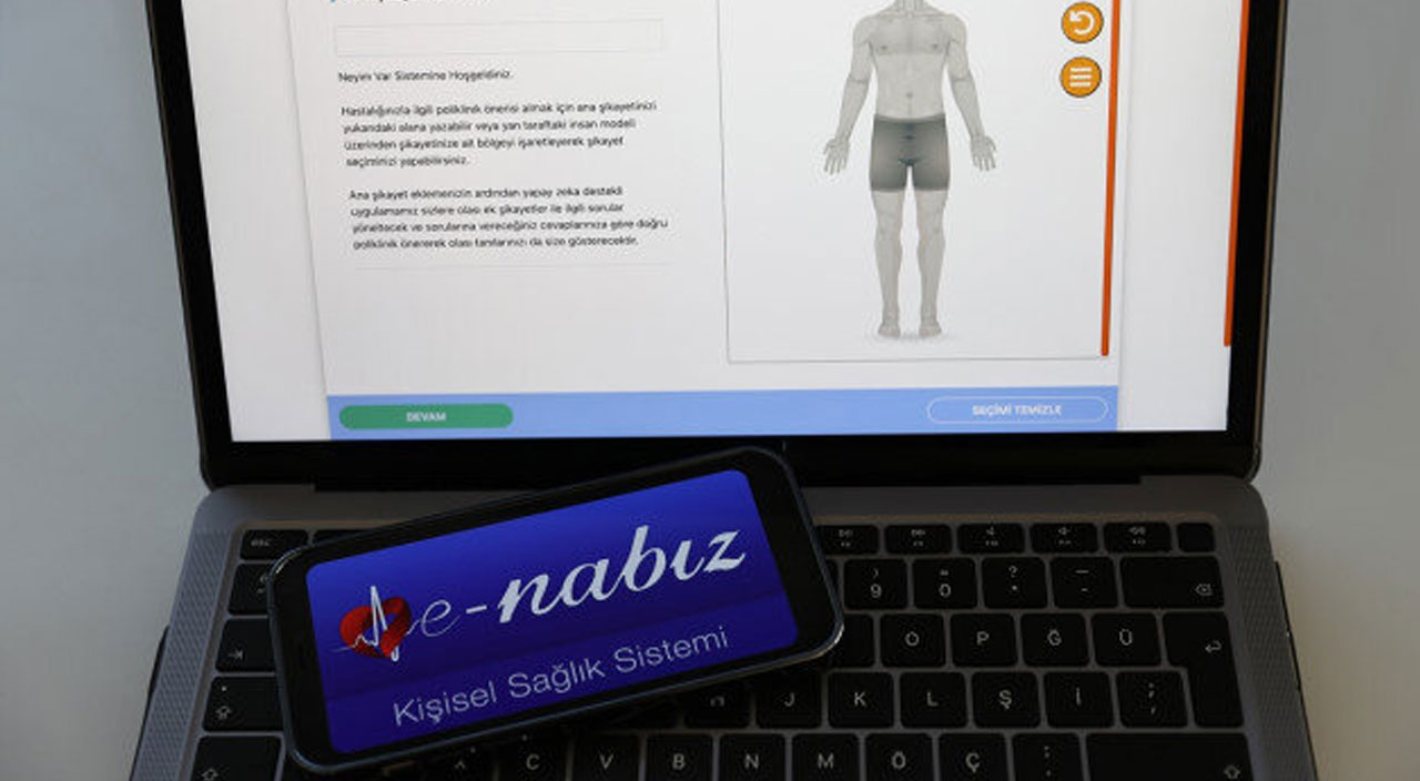 Bakanlıktan dev adım: Hastaları yönlendirilen yapay zekalı uygulama geliştirildi