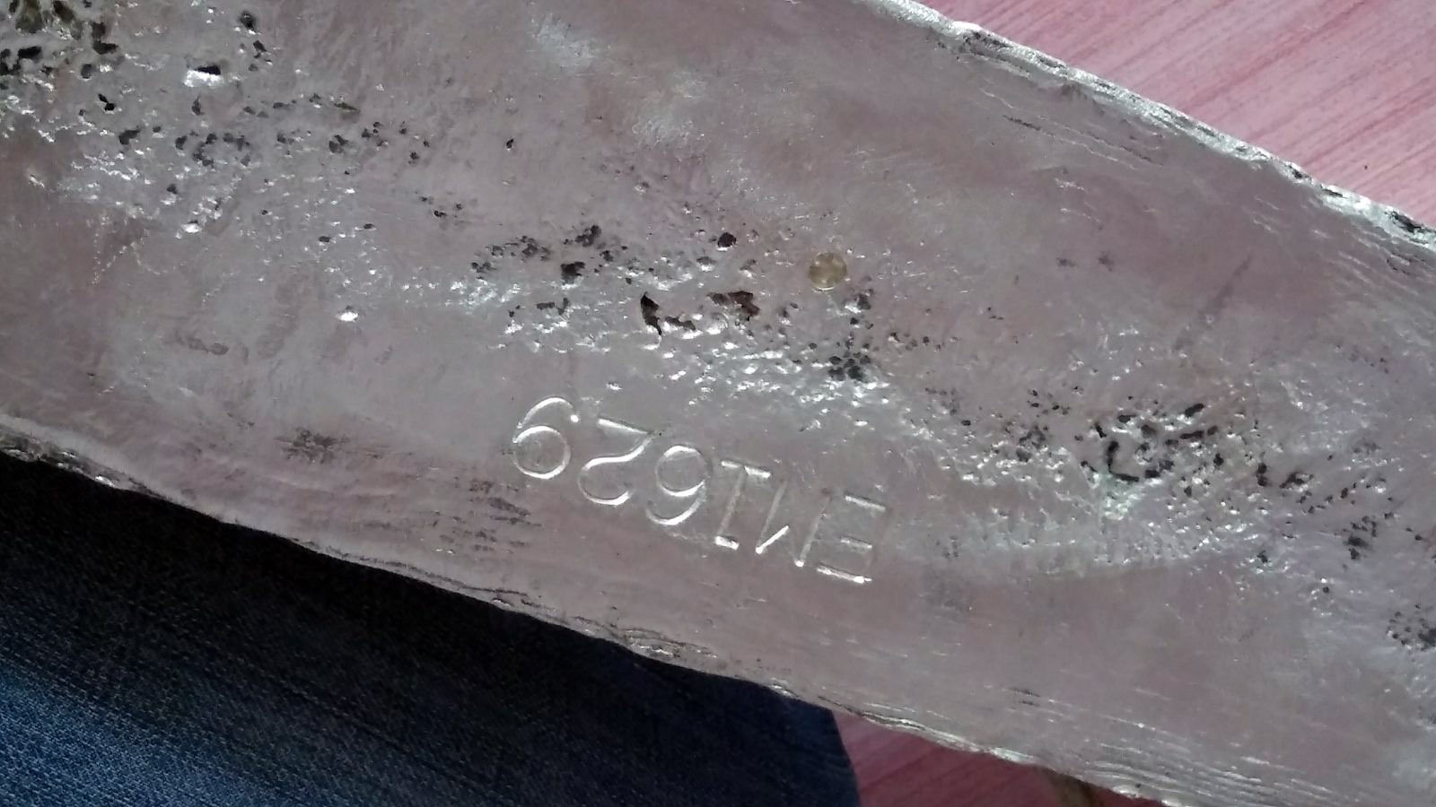 Suriyeli adam yolda bulduğu külçe altını evine götürdü