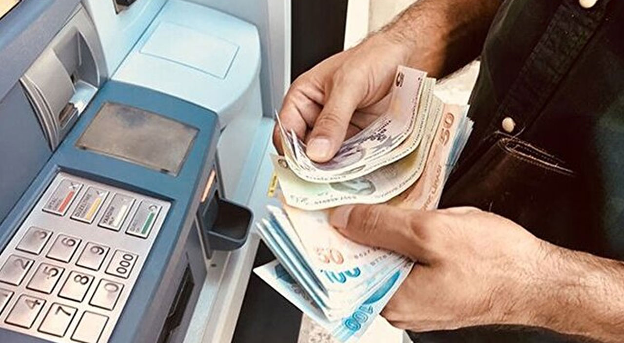 SGK iki maaş birden veriyor: Şartları açıkladı