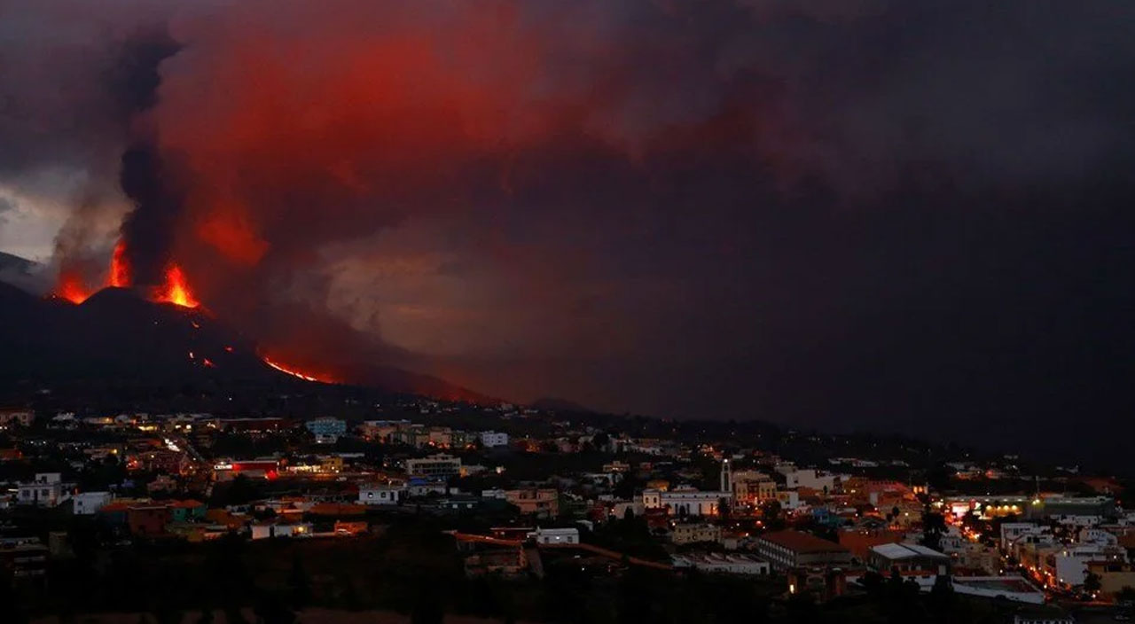 La Palma adası lavlarla mücadeleye devam ediyor: Sokağa çıkma yasağı getirildi