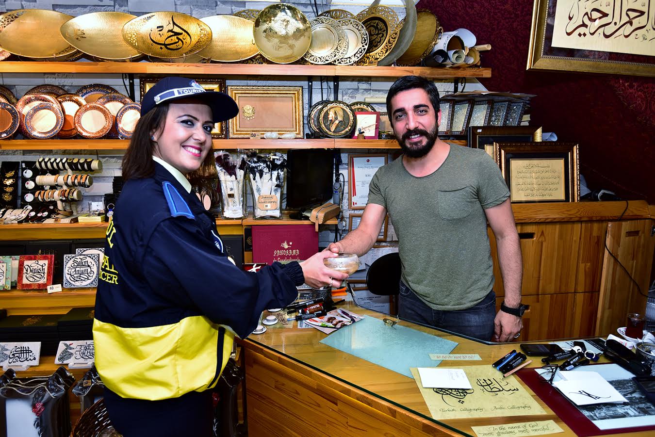 Bu kez denetlemediler aşure dağıttılar