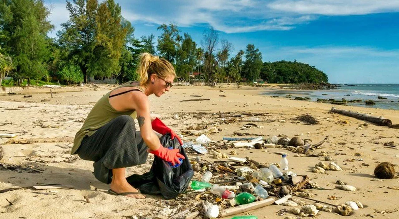 Amazon’da korkunç tablo: Minibüs dolusu plastik atığın denize dökülmesine eş değer