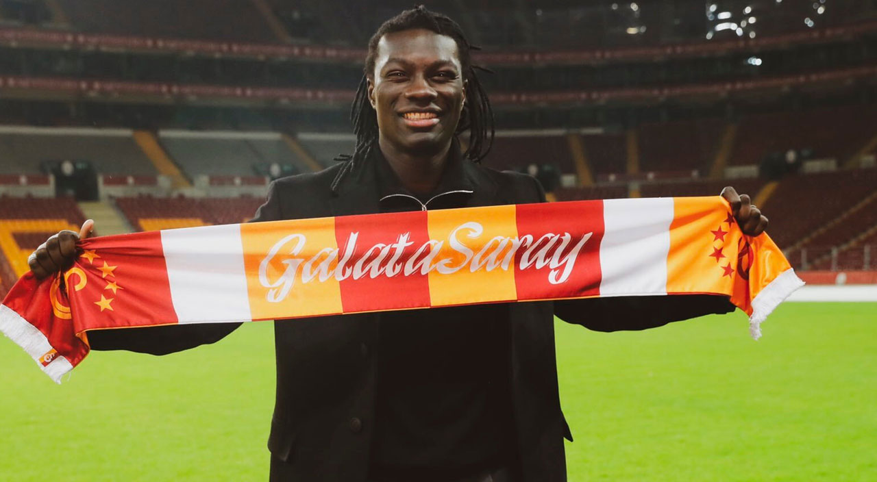 Galatasaray tarihinde bir ilk! Gomis’e eşi benzeri görülmemiş sözleşme