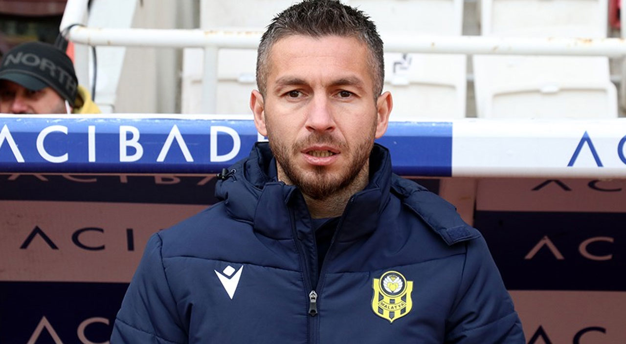 Böyle bir maç yok! Teknik sorumlu Adem Büyük dayanamayıp kendisini oyuna aldı