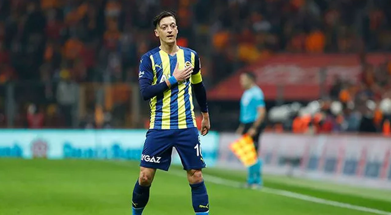 Fenerbahçe’den sürpriz takas! Mesut gidiyor eski Beşiktaşlı geliyor