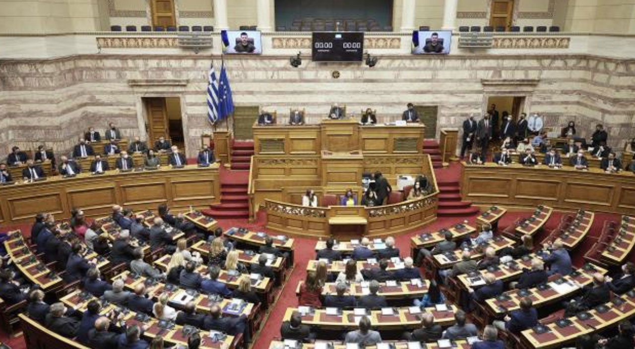 Zelenski'nin Filiki Eterya örgütünü övmesi Yunan Parlamentosu’nu karıştırdı! Tepkiler çığ gibi