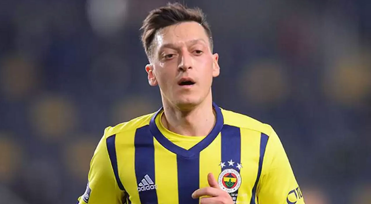 Ünlü yorumcu Rıdvan Dilmen canlı yayında duyurdu: İşte Mesut Özil’i isteyen dev kulüp