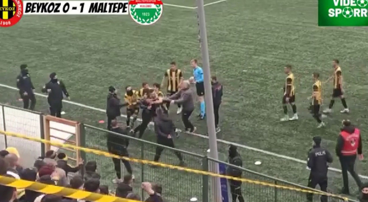 Sahaya atlayarak kaleye giden topu çıkardı! Hakemin verdiği karar ise herkesi şaşırttı