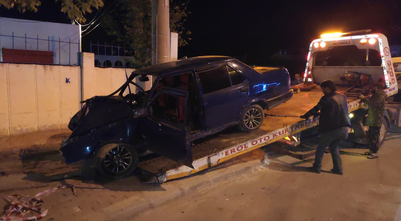 Otomobilin altında 30 metre sürüklendi! Kaldırıldığı hastanede hayatını kaybetti
