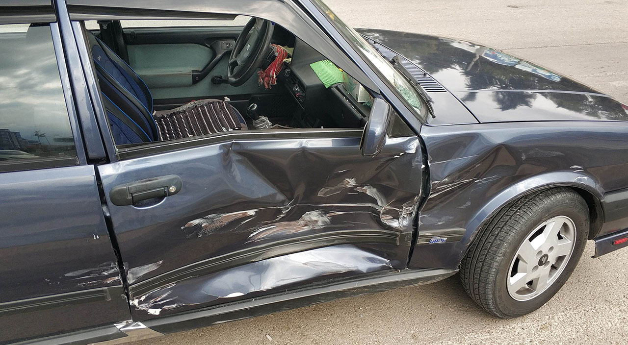 Tedavisi için hastaneye gidiyordu! 100 metre kala trafik kazası geçirdi