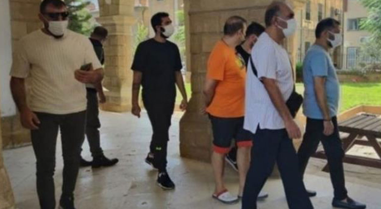 Ekibi tutuklanan Bülent Ersoy isyan etti: 