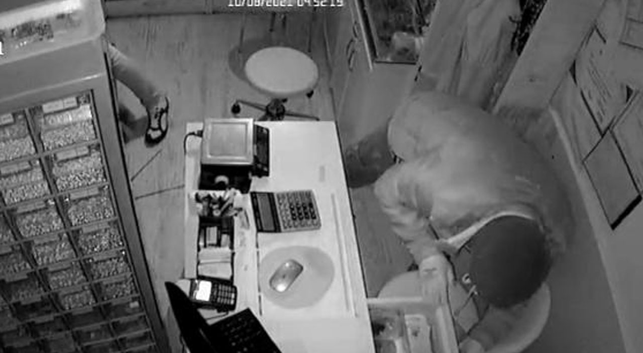 2,5 dakika 1 milyon TL çaldılar! Güvenlik kameralarına yakalandılar