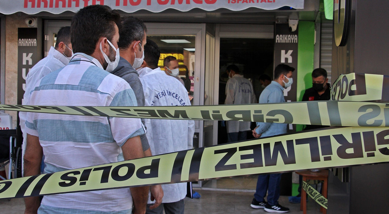 Soyguncu tarafından öldürülmüştü! Eşi ve çocuğunun feryatları yürek sızlattı