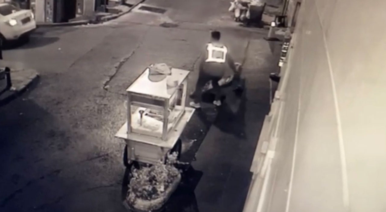 Beyoğlu’nda dehşet! İki grup sokak ortasında mermi yağdırdı