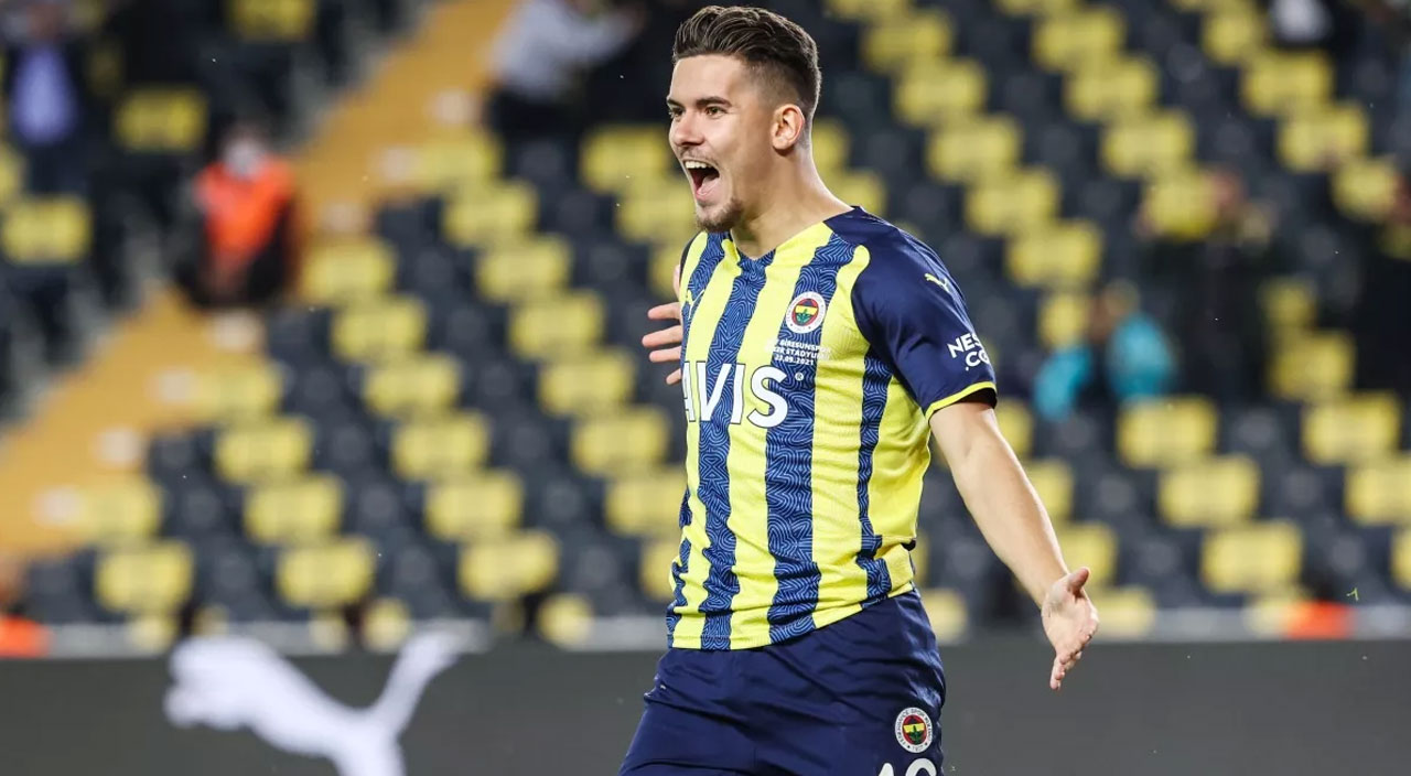 Fenerbahçe’nin genç yıldızı Ferdi Kadıoğlu milli takım kararını verdi