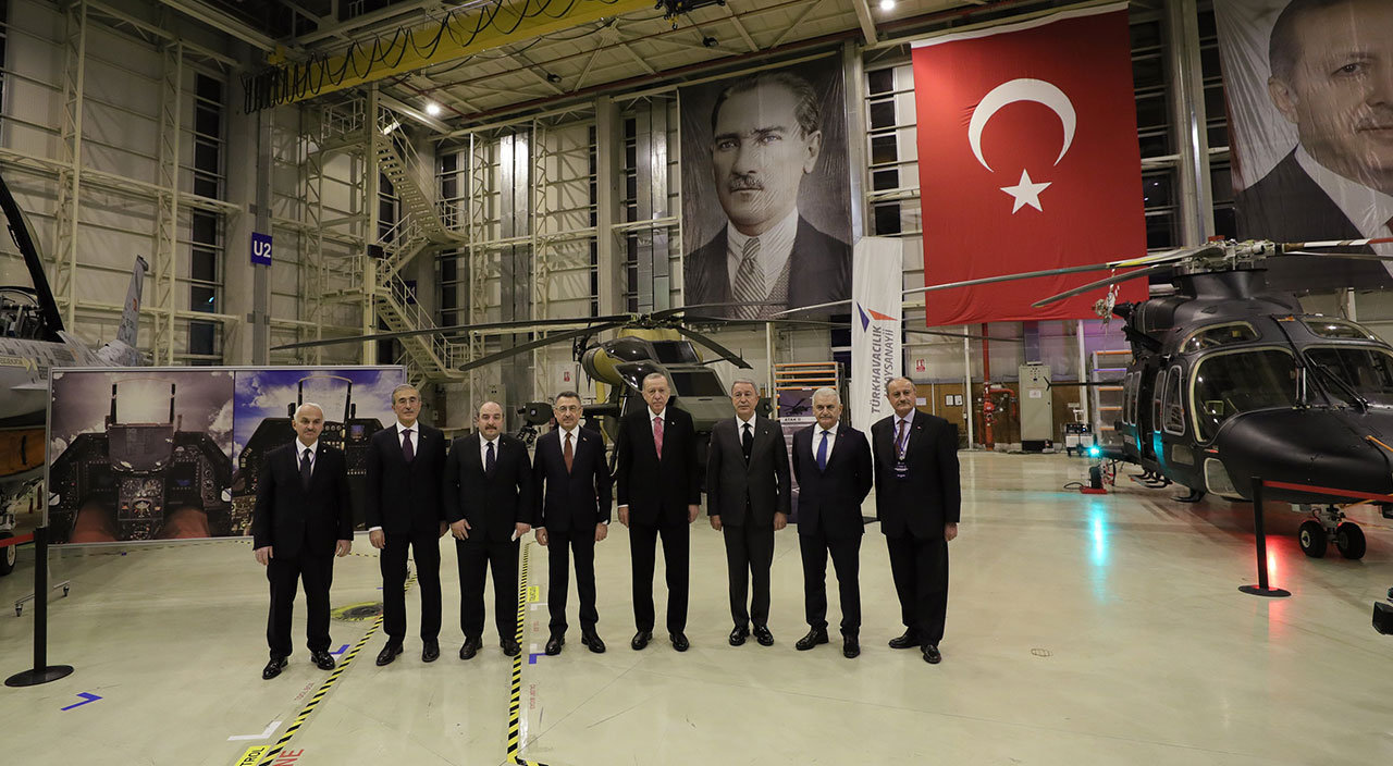 Erdoğan yerli helikopter Gökbey’i yerinde inceledi! İlk kez görüntülendi