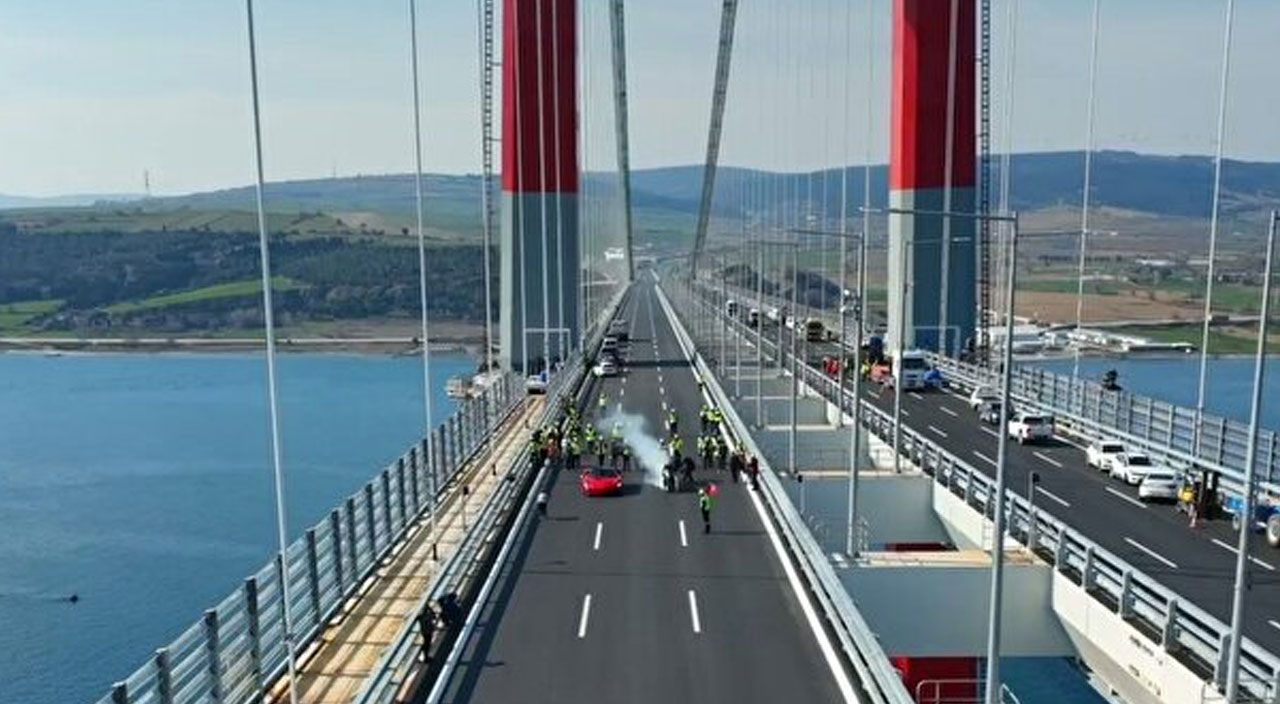 Kenan Sofuoğlu ve Toprak Razgatlıoğlu 1915 Çanakkale Köprüsü’nden beraber geçti