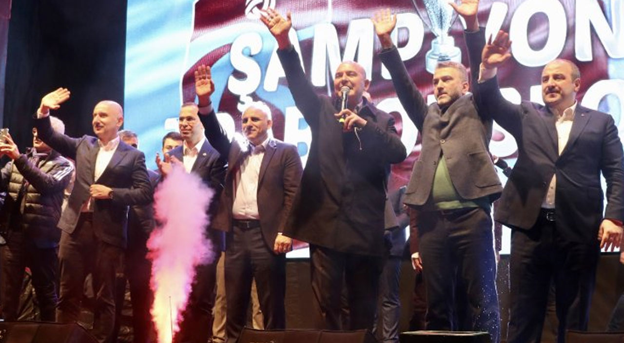 Bakan Soylu’dan Trabzonspor taraftarlarına sürpriz! Cumhurbaşkanı Erdoğan’ı arayıp sesi hoparlöre verdi