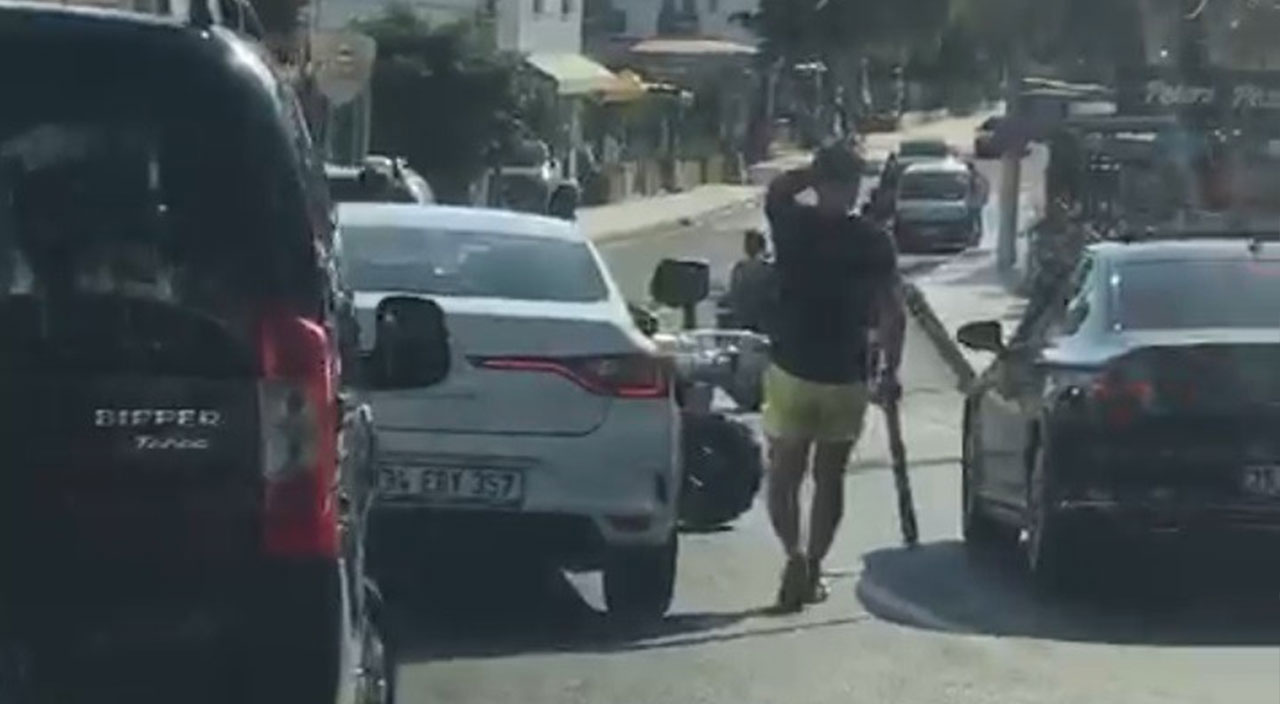 Beyzbol sopası ile birbirine girdiler! Ortalık savaş alanına döndü