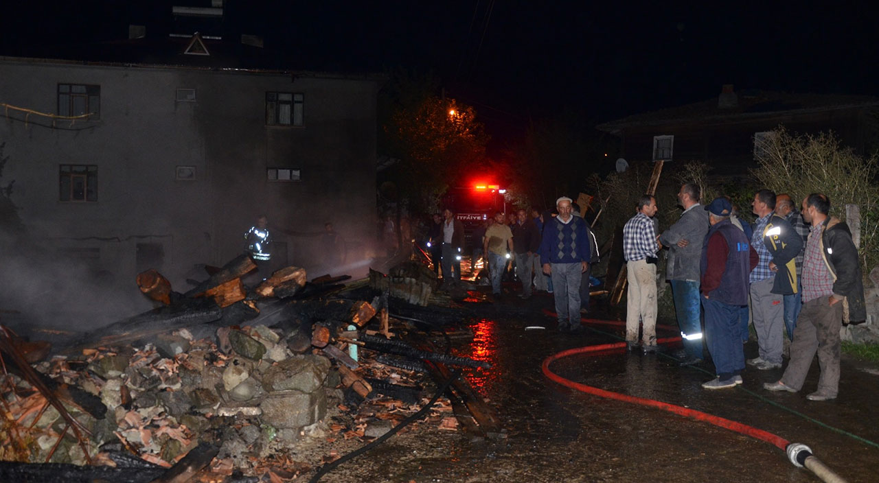 Samsun’da korkutan yangın!