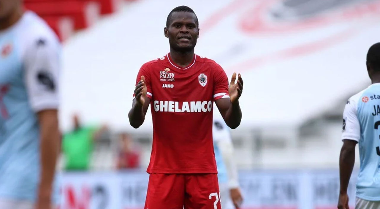 Madagaskar ordusundan otel baskını: Eski Fenerbahçeli Samatta rehineler arasında