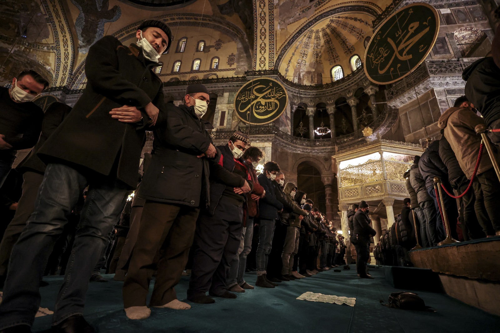 Diyanet’ten izin çıktı! Ayasofya-i Kebir Camii'nde 88 yıl sonra ilk teravih namazı kılınacak