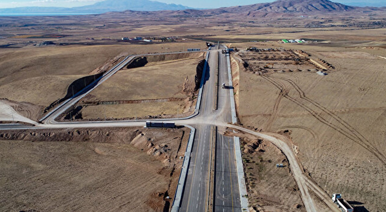 Van’da dev yatırımın temelleri atıldı: 10 bin kişiye istihdam sağlayacak