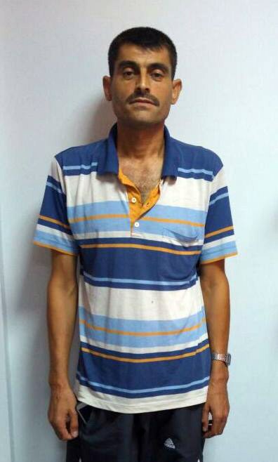 Suriyeli adam yolda bulduğu külçe altını evine götürdü