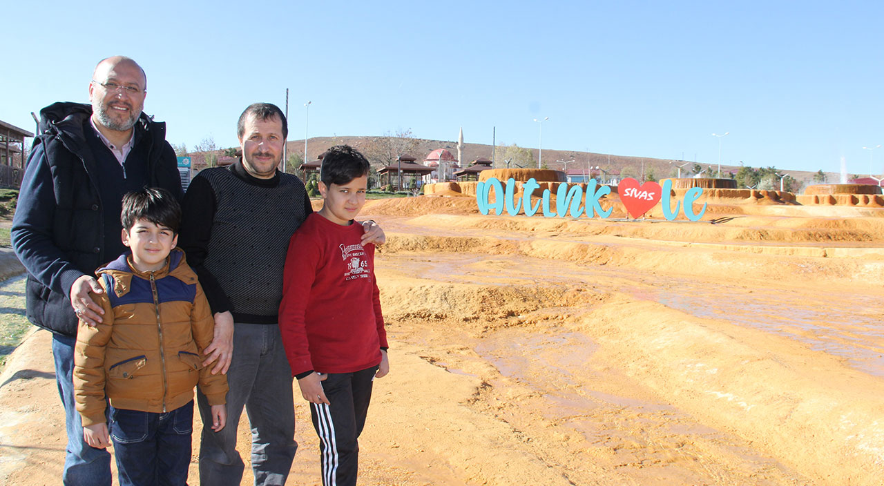 Kışın açık havada termal su keyfi: Altınkale’ye ziyaretçi akını