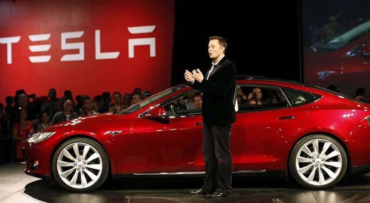 Elon Musk Tesla hisselerini sattı: 1 milyar dolar elde etti