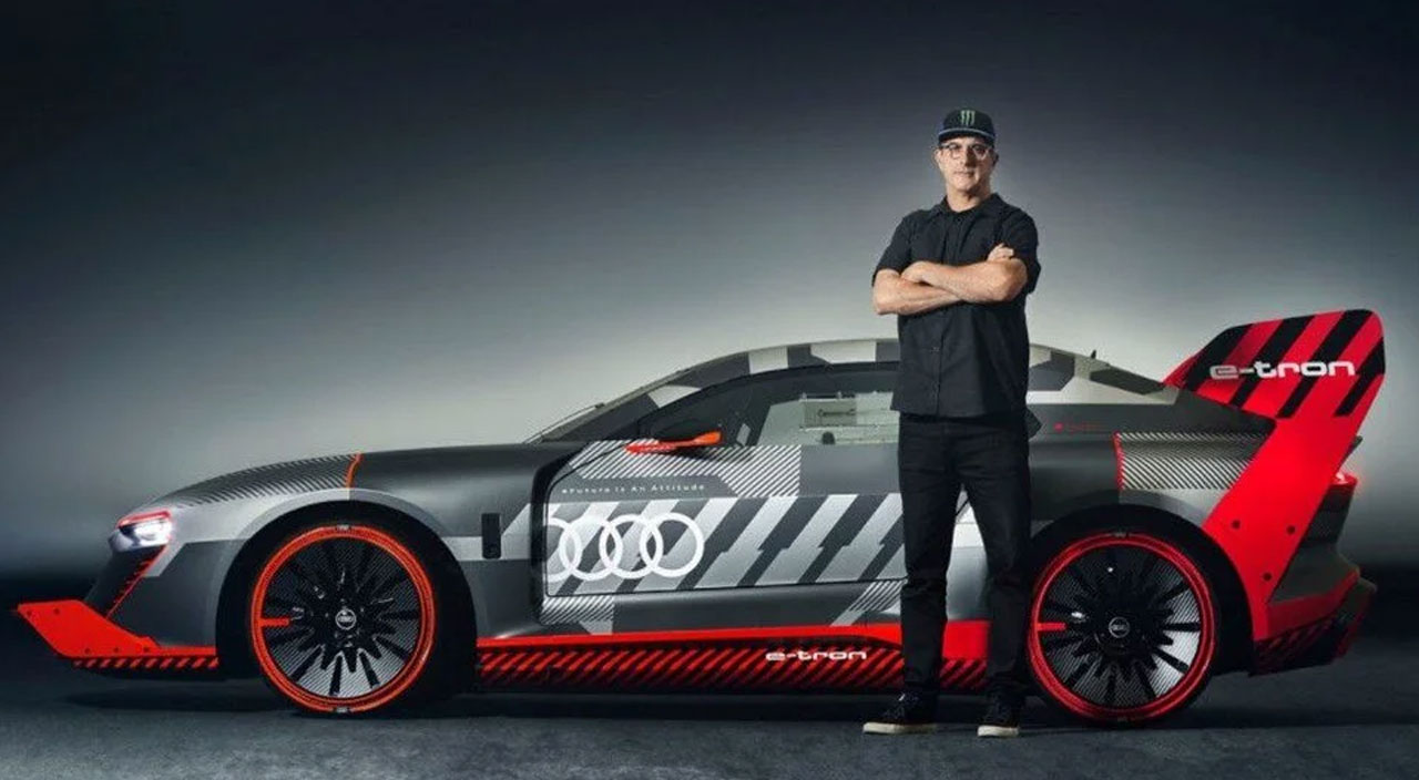 Audi özel olarak ürettiği yeni elektrikli modelini tanıttı