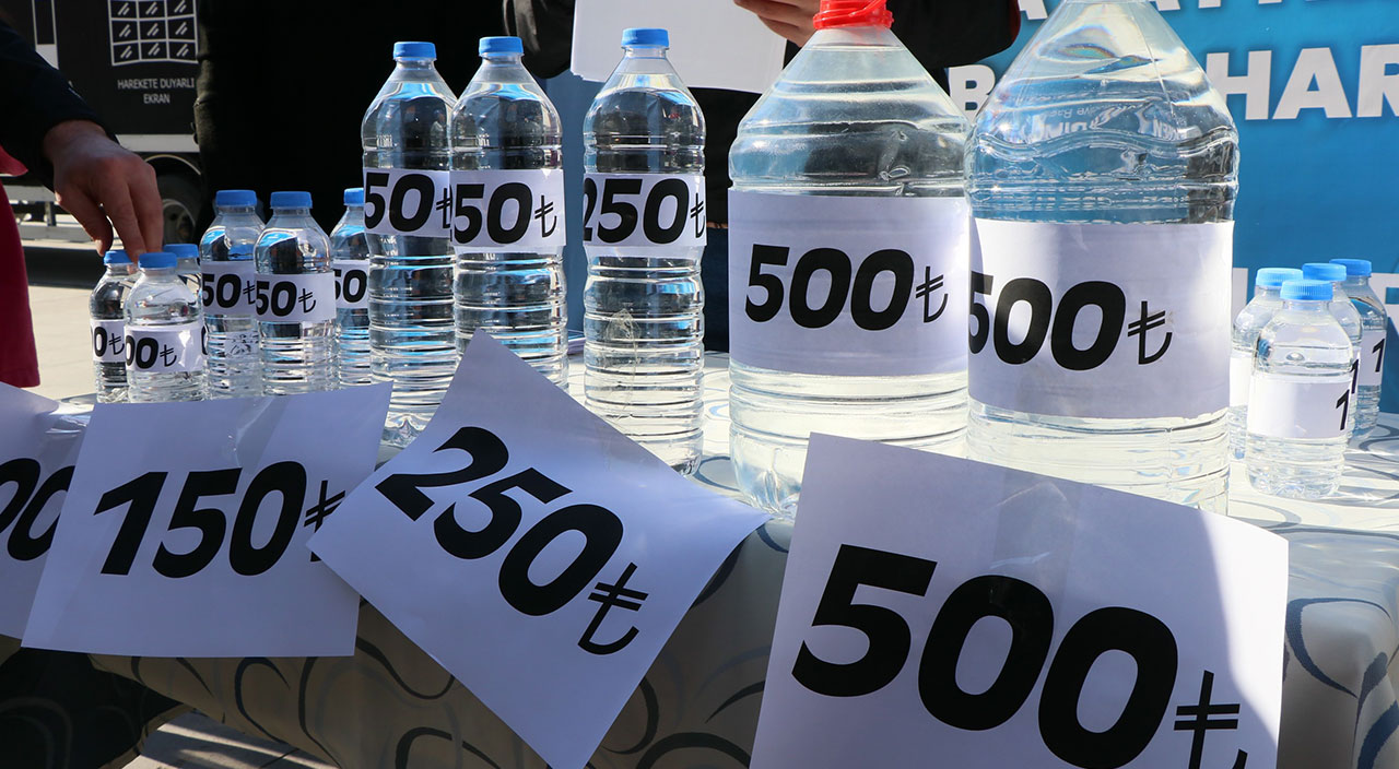 Kuraklık vurunca 5 litrelik su 500 TL’den satışa çıktı: Görenler gözlerine inanamadı