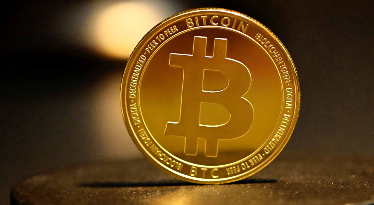 Ünlü ekonomistten piyasaları sallayacak tahmin: Altın ve Bitcoin’i yakından takip edin