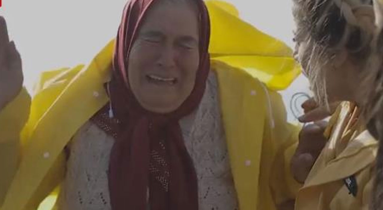 Bizim Köyün Kızları programında korkutan kaza: Yarışmacı denize düştü