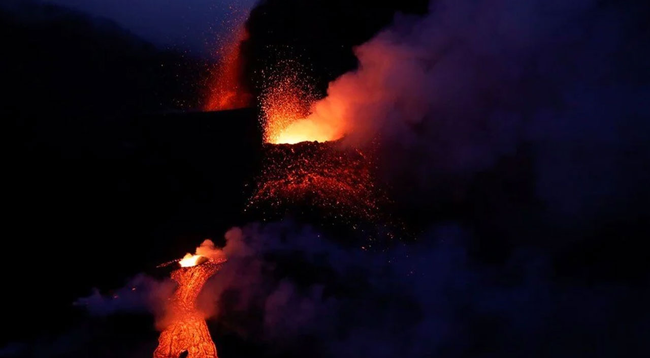 Lav felaketinde ilk can kaybı: Bilanço artıyor
