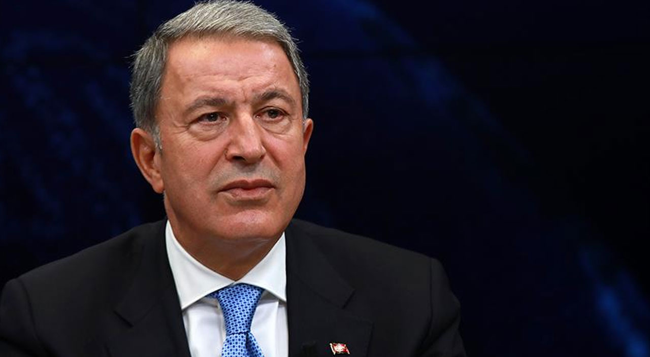 Bakan Akar'dan Yunanistan'a tepki: Türkiye'yi yayılmacı olarak göstermek istiyor