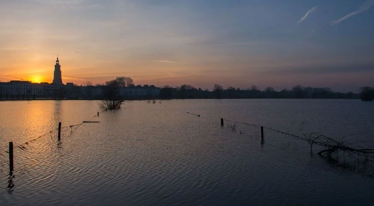 Hollanda’da deniz seviyesi yükselmeye devam ediyor!