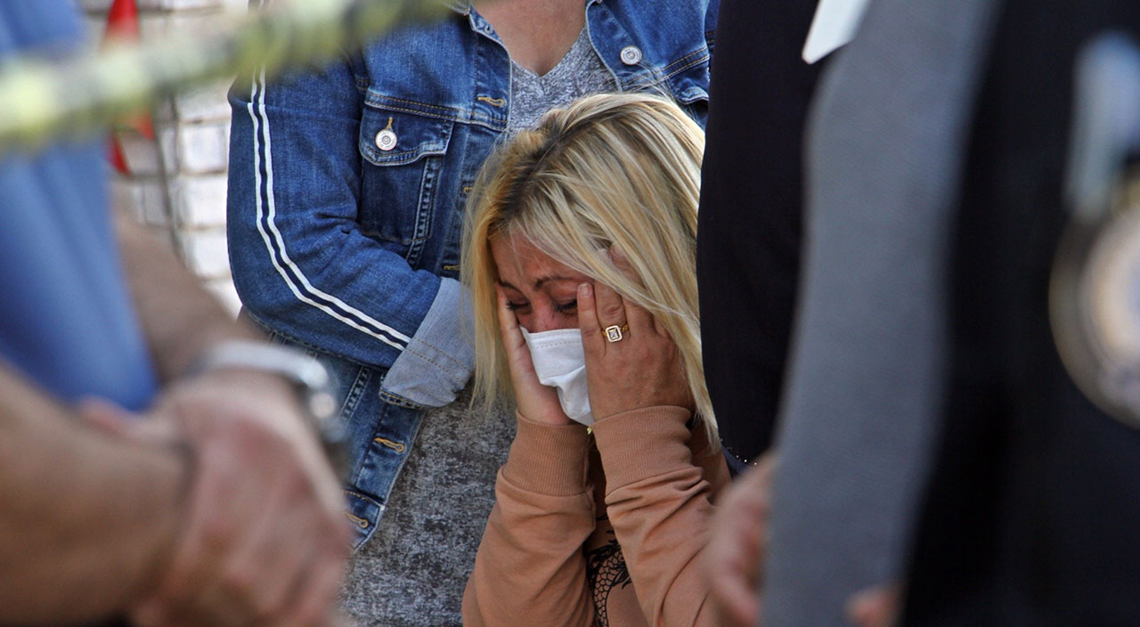 Soyguncu tarafından öldürülmüştü! Eşi ve çocuğunun feryatları yürek sızlattı