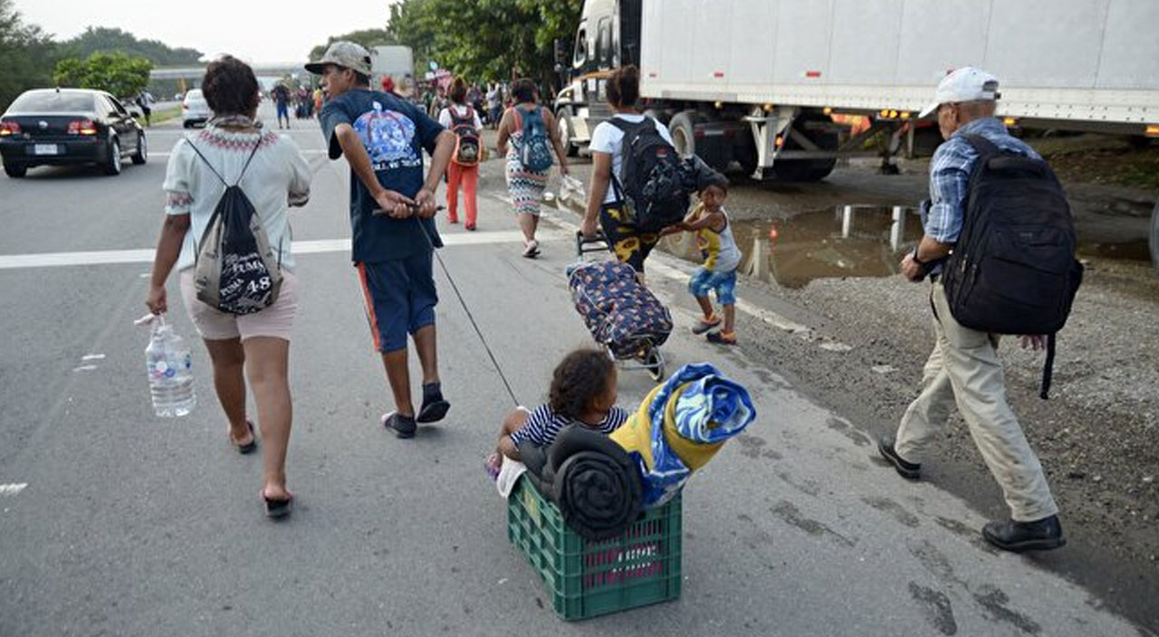 Her yolu deniyorlar: Göçmenlerin ABD'ye ulaşmak için yürüyüşü devam ediyor