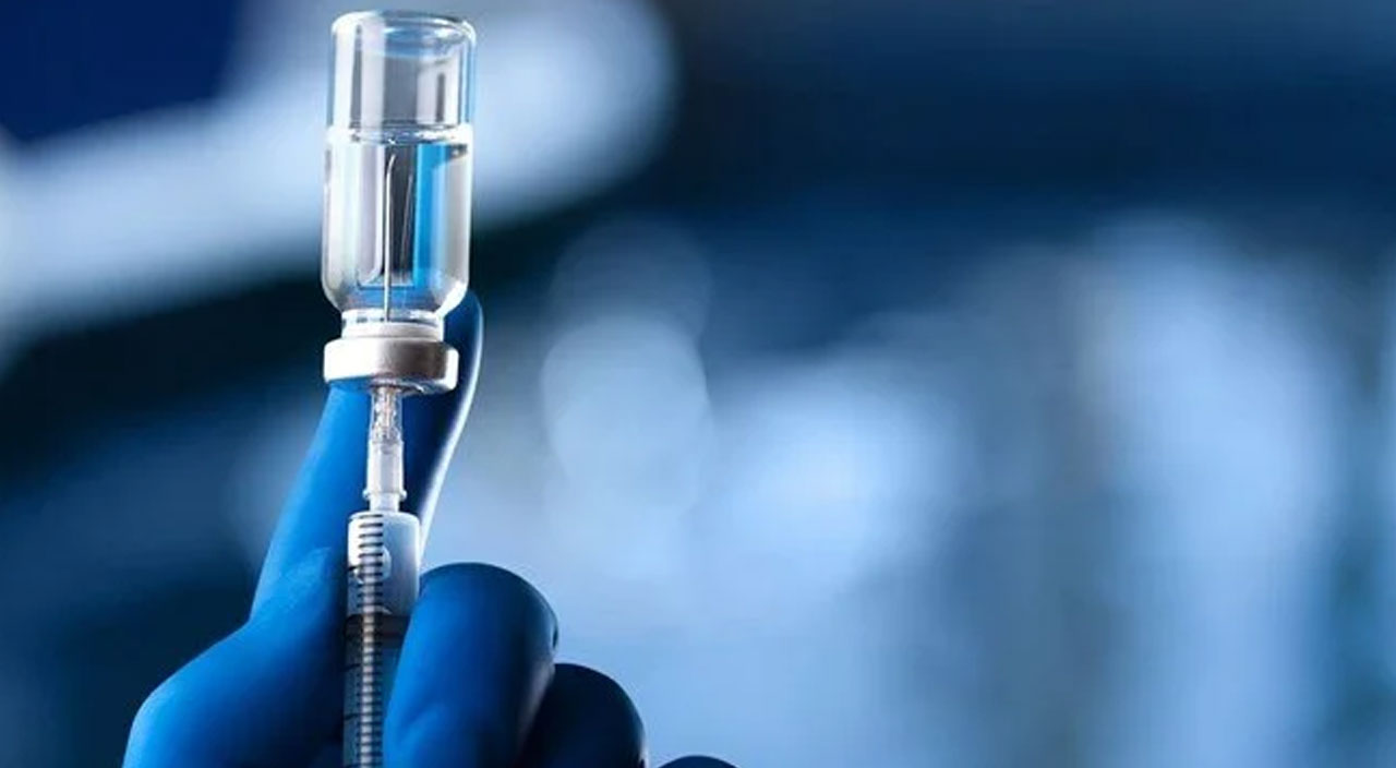 Pfizer-BioNTech aşının etkinliği 6 ay sonra düşüyor