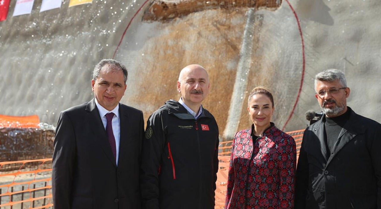 Türkiye'nin en geniş TBM tüneli! Düzenlenen törenle ilk ışık göründü