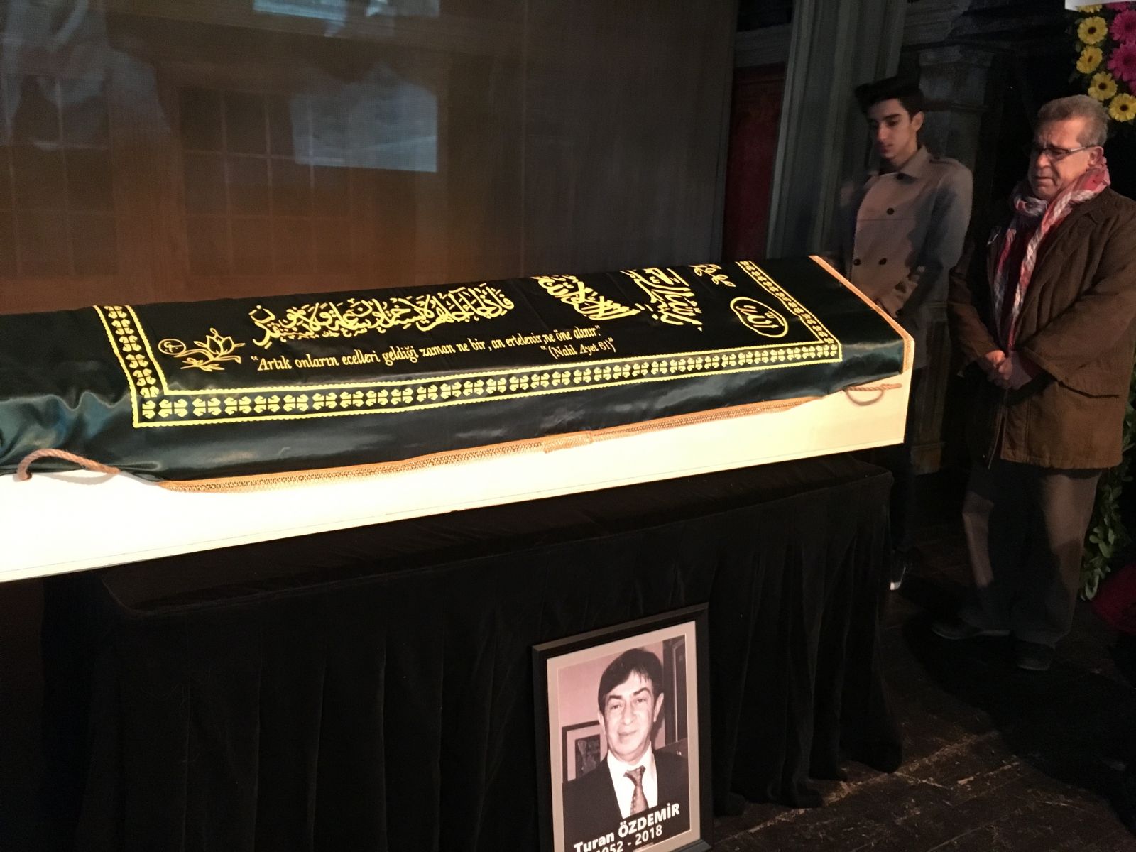 Turan Özdemir'e son veda