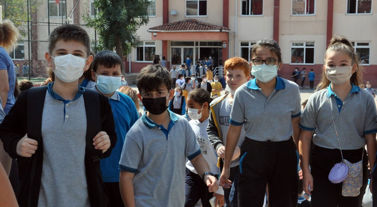 Dört pozitif vaka çıkan sınıf karantinaya alındı