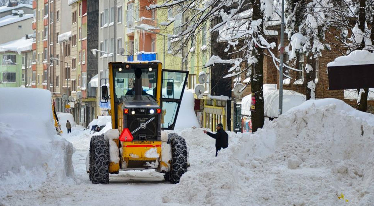 Ordu’da kar kalınlığı 2 metreyi aştı