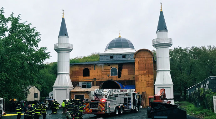 ABD'de bir camide yangın çıktı