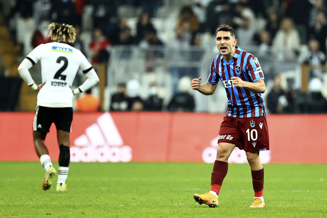 Trabzonspor uzatmada Beşiktaş'ı devirdi Trabzonspor uzatmada Beşiktaş'ı devirdi