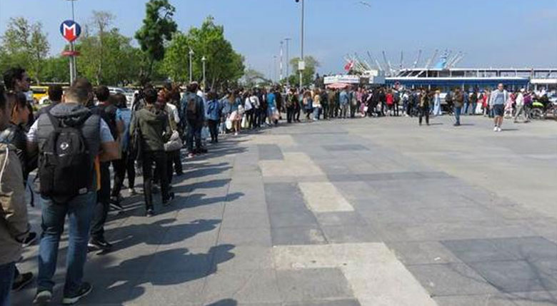1 Mayıs'ta Adalar'a akın... Kuyruk uzadıkça uzadı